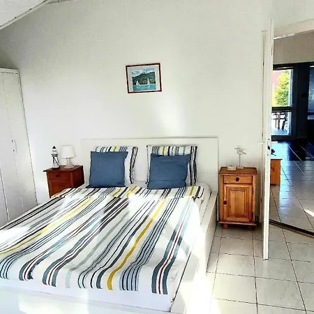 Ferienhaus Uber Zwei Etagen Mit Eigenem Garten Und Gemeinschaftlichem Schwimmbad Holiday home Zamardi